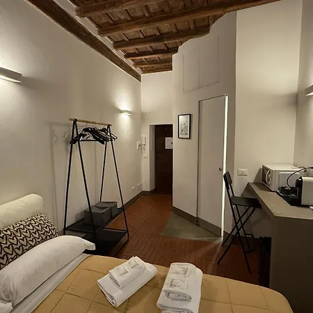 Affittacamere In The Heart Of Near Pantheon Roma